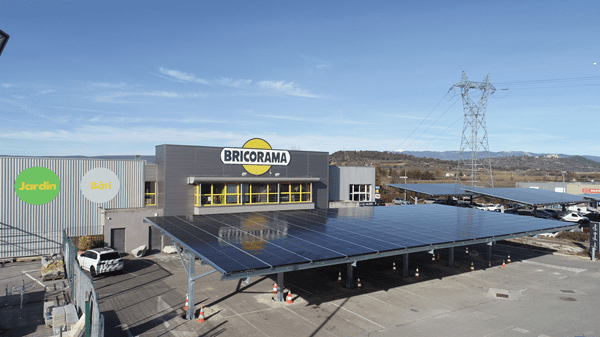 Ombrière photovoltaïque parking Sebalyo Solar PACA